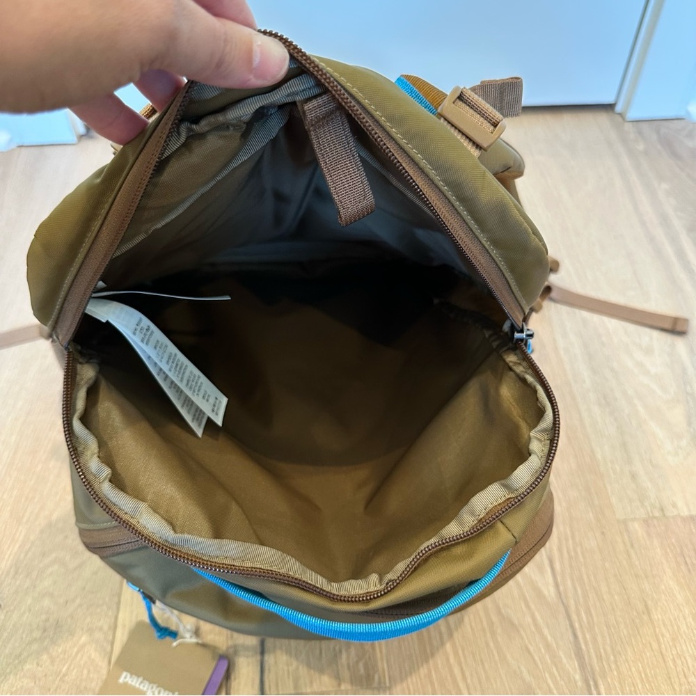 🆕Patagonia Refugio Daypack 30L Backpack - Picture 12 of 14